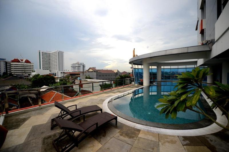 High Point Serviced Apartment Surabaya Exterior foto